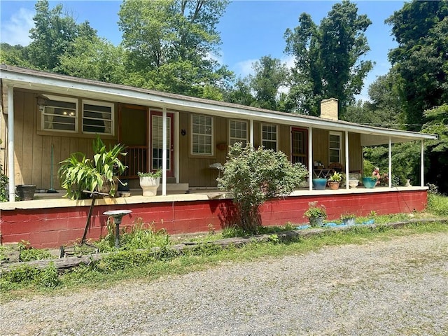 2115 Kings Rd, Dalton, GA 30720 - view of side of property with a lawn
