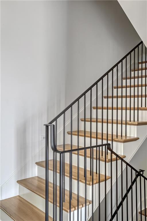 2461 Fernleaf Ct NW, Atlanta, GA 30318 - view of stairs