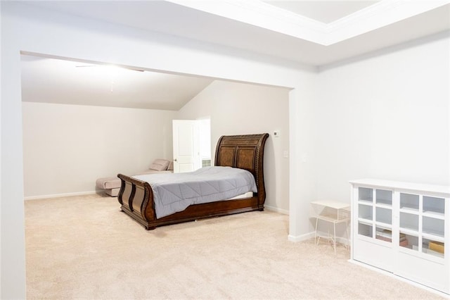 bedroom with ceiling fan, ornamental molding, carpet flooring, and baseboards