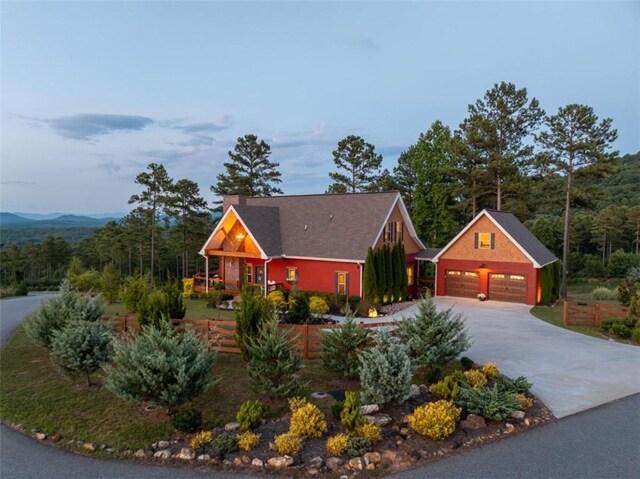 view of front of property