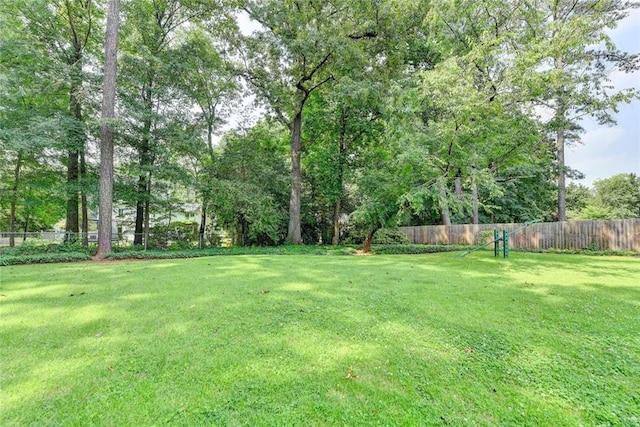 1744 Chateau Dr, Dunwoody, GA 30338