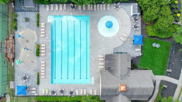 1630 Eaglerock Dr, Suwanee, GA 30024 - bird's eye view of a pool