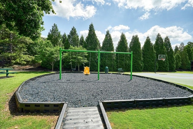 1630 Eaglerock Dr, Suwanee, GA 30024 - view of home's community featuring a yard