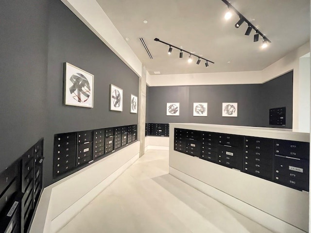 788 W Marietta St NW Unit 512, Atlanta, GA 30318 - surrounding community featuring mail area