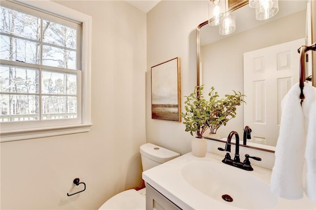 5702 Brynwood Cir NW, Acworth, GA 30101 - half bath with toilet, healthy amount of natural light, and vanity