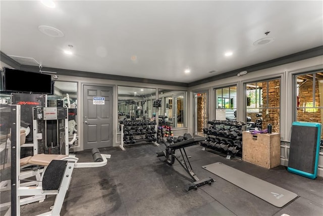 1560 Gilstrap Ln NW, Atlanta, GA 30318 - exercise room with crown molding