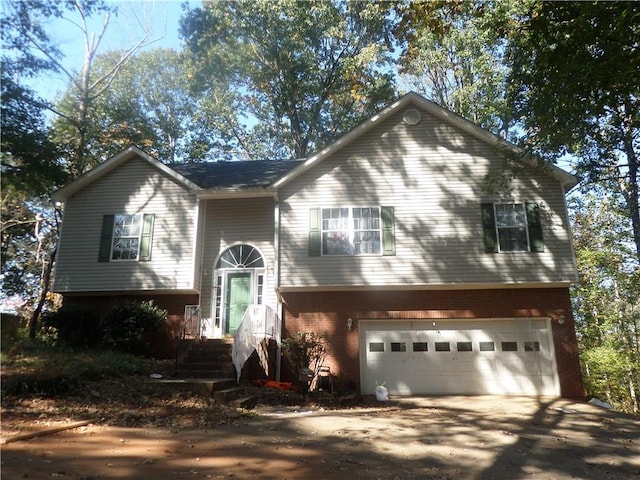 4413 Woodglenn Dr, Gainesville GA, 30507, 4 bedrooms, 3 baths house for sale