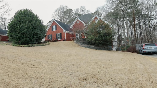 view of front of house with a front yard