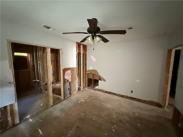 1106 Donnelly Ave SW, Atlanta, GA 30310 - spare room with a ceiling fan