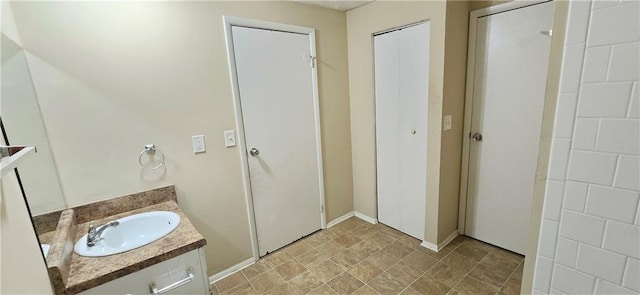 5595 Marbut Rd, Lithonia, GA 30058 - bathroom with vanity