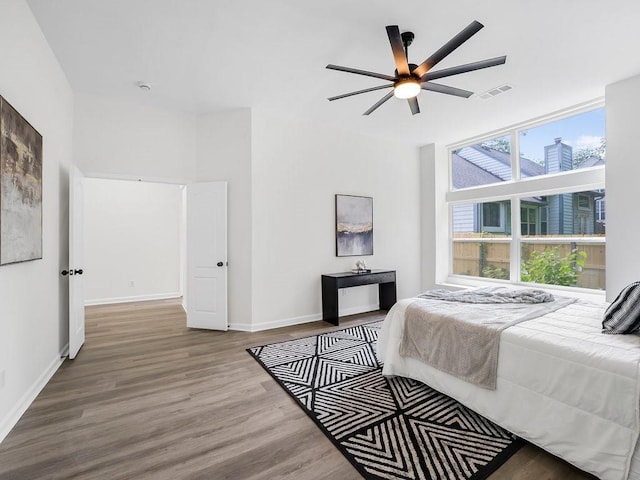 3100 Mount Gilead Rd SW, Atlanta, GA 30311 - bedroom featuring wood finished floors and a ceiling fan