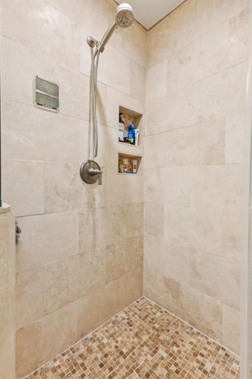 6878 Brandon Mill Rd, Sandy Springs, GA 30328