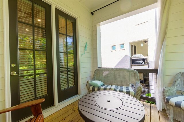 451 Burton Dr Unit 32, Alpharetta, GA 30009 - balcony featuring covered porch