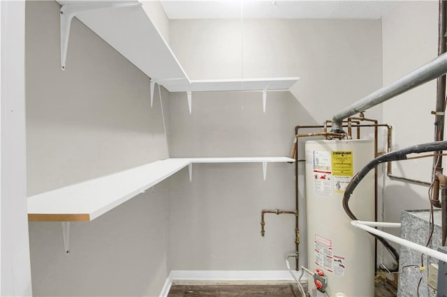 558 Newlin Ct, Lawrenceville, GA 30046 - utility room featuring gas water heater