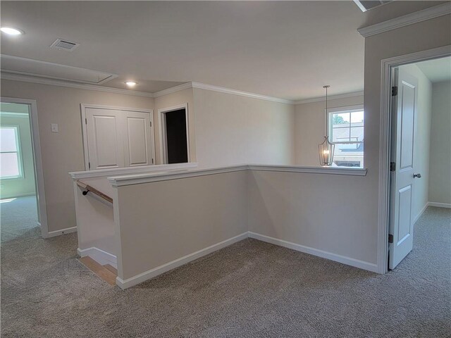 kitchen featuring decorative backsplash, appliances with stainless steel finishes, a kitchen island with sink, light wood-style floors, and a sink