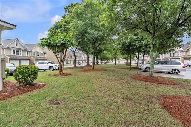 view of yard with a residential view