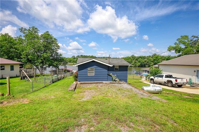 233 S Spring Rd, Eatonton, GA 31024 - back of property with driveway