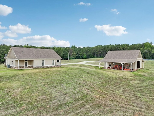 view of yard featuring central AC