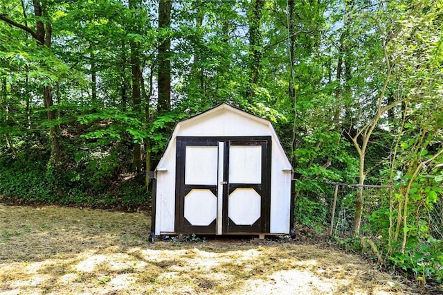 view of outbuilding