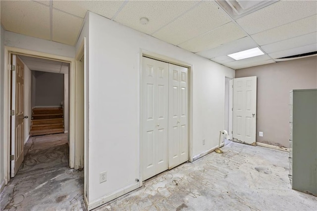 38 Olde Wick Trl, Hoschton, GA 30548 - unfurnished bedroom featuring a drop ceiling and a closet