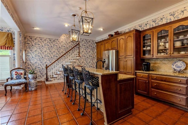 7174 Rockmart Rd, Silver Creek, GA 30173 - kitchen featuring stainless steel fridge with ice dispenser, wallpapered walls, a breakfast bar, and crown molding