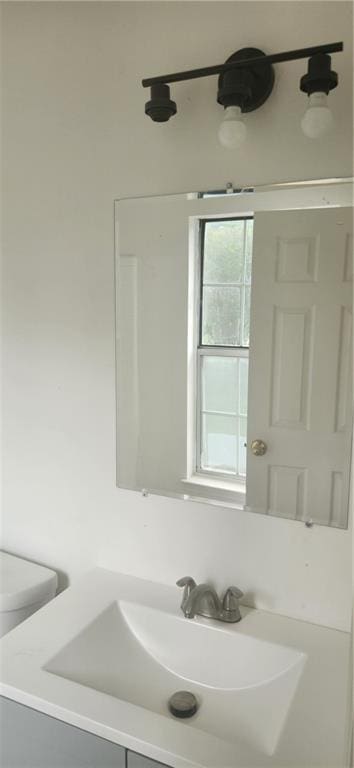 991 Park Creek Cir, Lawrenceville, GA 30044 - bathroom featuring a sink