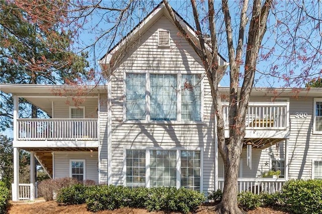 303 Gettysburg Pl, Atlanta, GA 30350 - back of house with a balcony
