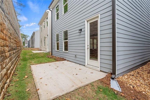 702 Smokey Quartz Way, Kennesaw, GA 30144 - view of patio