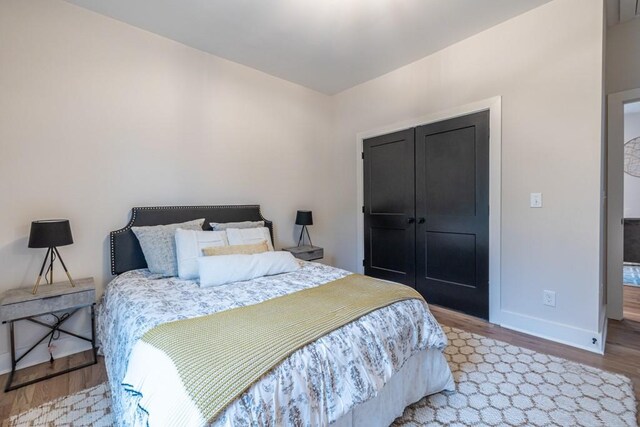 973 Parsons St SW, Atlanta, GA 30314 - bedroom featuring baseboards and light wood-style floors