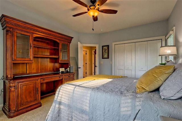 502 Cottage Crest Dr, Clarkesville, GA 30523 - bedroom with carpet, a closet, a desk, and ceiling fan