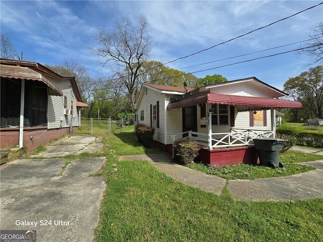 1243 Hill St NW, Conyers, GA 30012 - view of side of property