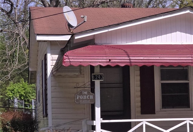 1243 Hill St NW, Conyers, GA 30012 - view of side of home