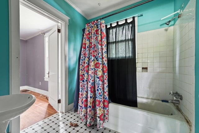 10 Shadburn Ferry Rd, Buford, GA 30518 - full bath featuring ornamental molding and shower / bath combo
