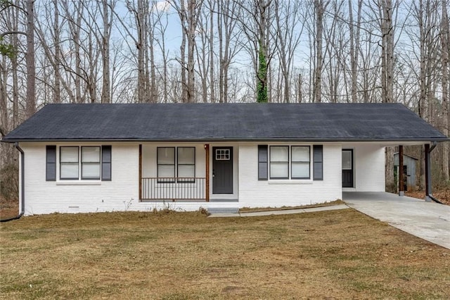 single story home with brick siding, crawl space, a porch, and a front lawn