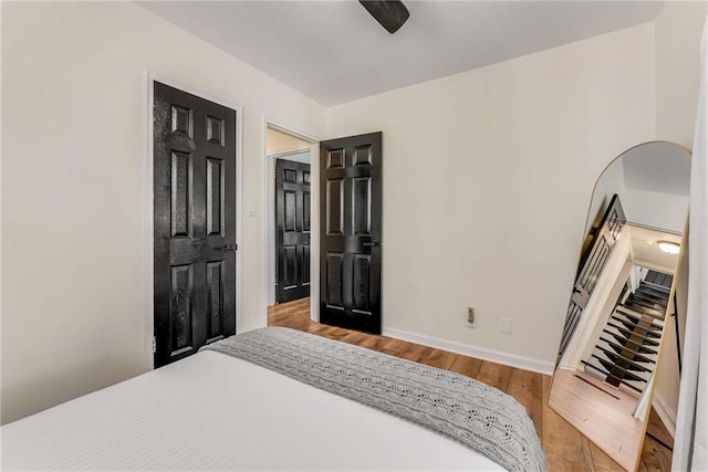 1471 Hardin Dr, College Park, GA 30337 - bedroom featuring wood finished floors and baseboards