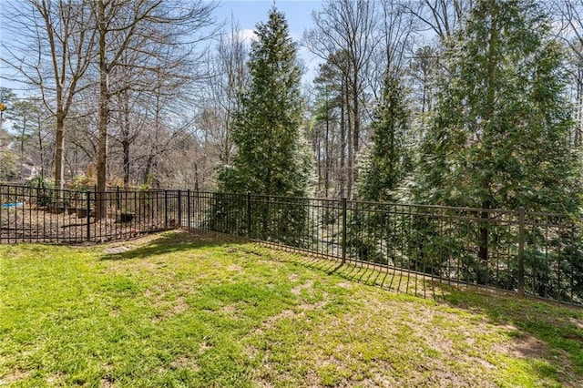 view of yard featuring fence