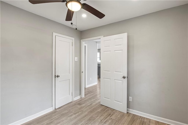 2309 Carver Dr NW, Atlanta, GA 30314 - empty room featuring a ceiling fan, baseboards, light wood finished floors, and recessed lighting