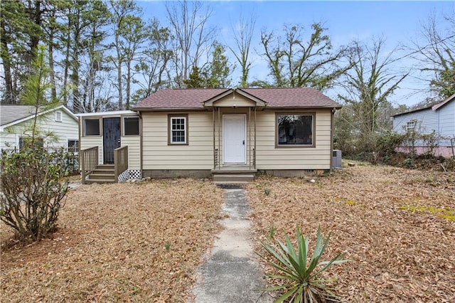 2309 Carver Dr NW, Atlanta, GA 30314 - view of front of home featuring a shingled roof