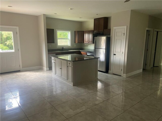 841 N Price Rd, Sugar Hill, GA 30518
