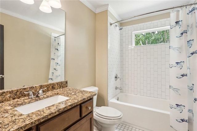 empty room featuring crown molding, a ceiling fan, baseboards, and dark wood-style floors