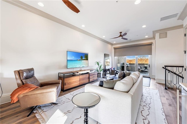661 Auburn Ave NE Unit 10, Atlanta, GA 30312 - living room with ceiling fan, light wood-type flooring, and recessed lighting