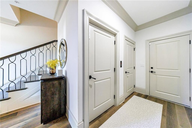 661 Auburn Ave NE Unit 10, Atlanta, GA 30312 - entrance foyer featuring dark wood finished floors