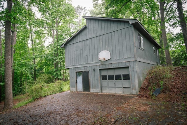 4190 Heather Way, Cumming, GA 30041 - garage with driveway and a garage