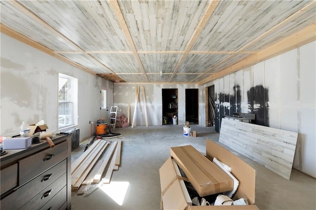 4 Doe Ct SE, Cartersville, GA 30120 - sitting room with finished concrete flooring