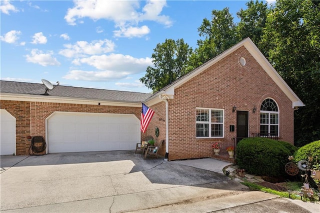 view of front of house featuring a garage