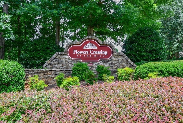 1304 Carrington Way, Lawrenceville, GA 30044 - view of community sign