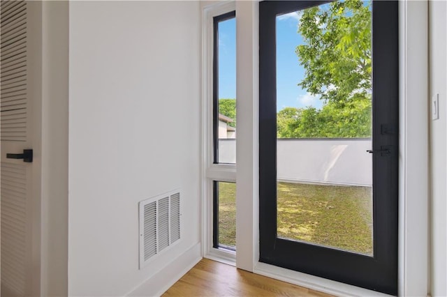 367 Parkway Dr NE Unit 9, Atlanta, GA 30312 - entryway featuring wood finished floors