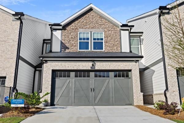 2440 Rocky City Ln, Snellville, GA 30078