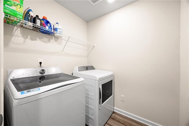 2440 Rocky City Ln, Snellville, GA 30078