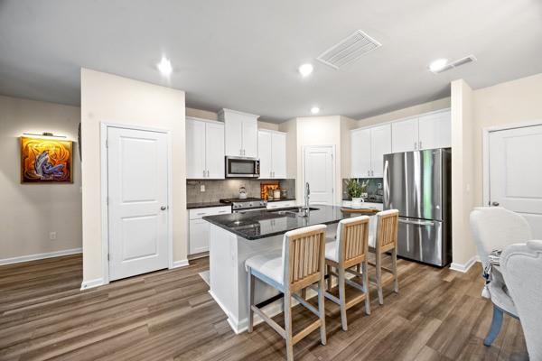 2440 Rocky City Ln, Snellville, GA 30078